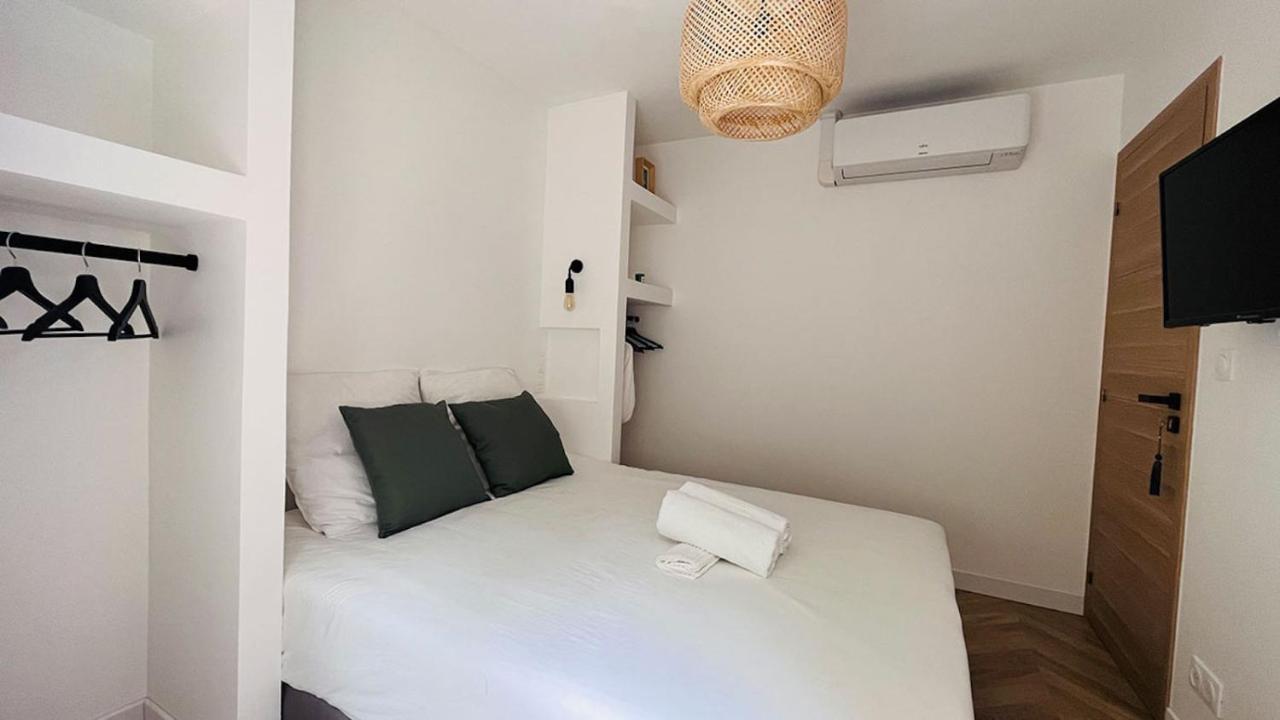 Villa Holistika : Bed And Breakfast / Pool / Air Conditioning/ Mont Faron Toulon Exterior foto