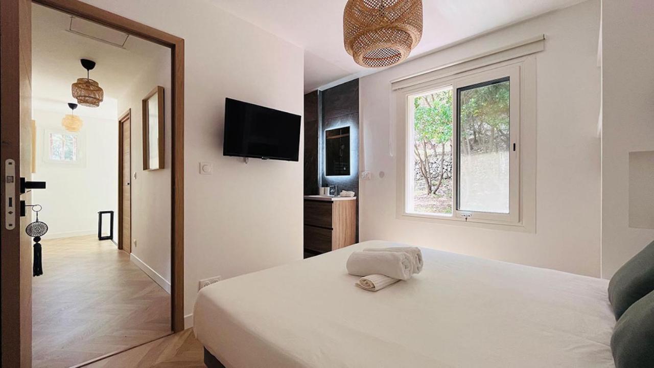 Villa Holistika : Bed And Breakfast / Pool / Air Conditioning/ Mont Faron Toulon Exterior foto