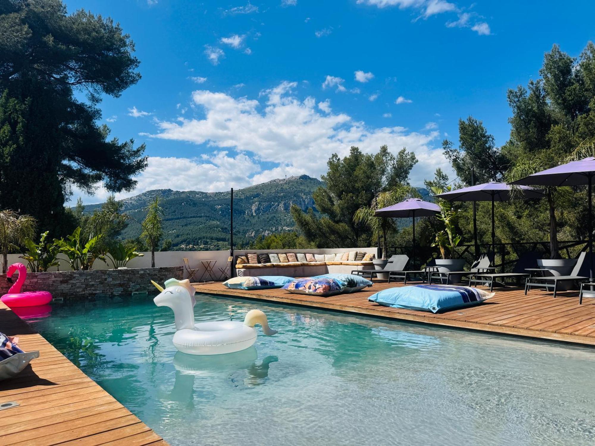 Villa Holistika : Bed And Breakfast / Pool / Air Conditioning/ Mont Faron Toulon Exterior foto